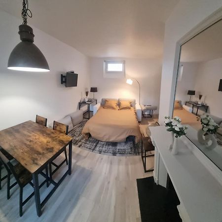 Appartement Luxueux Dans Maison Bourgeoise Parisienne Λεβαλουά Περέ Εξωτερικό φωτογραφία