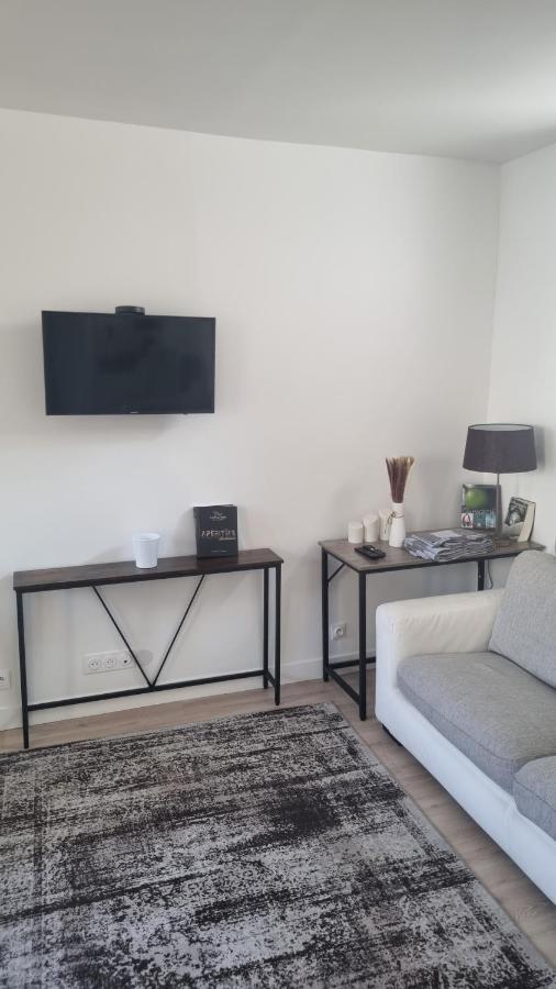 Appartement Luxueux Dans Maison Bourgeoise Parisienne Λεβαλουά Περέ Εξωτερικό φωτογραφία