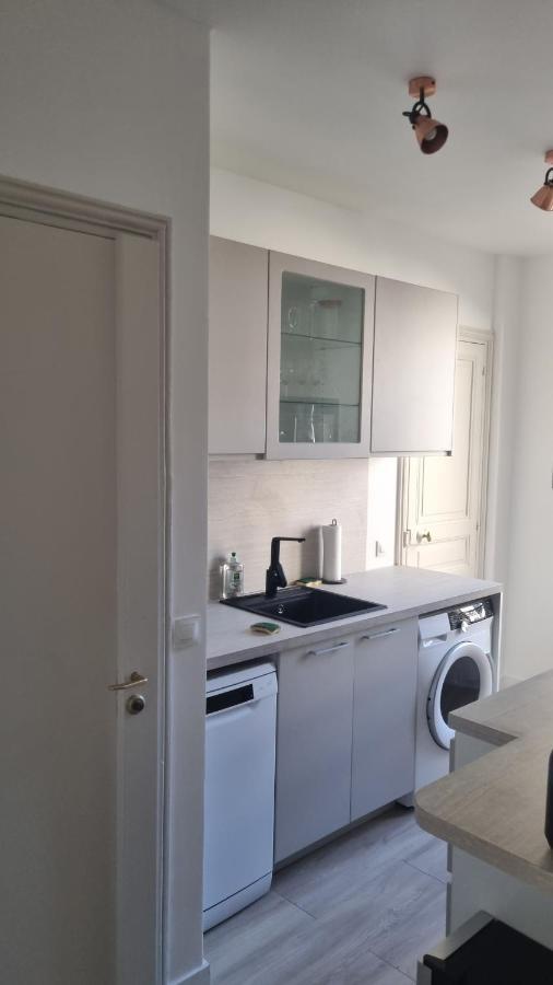 Appartement Luxueux Dans Maison Bourgeoise Parisienne Λεβαλουά Περέ Εξωτερικό φωτογραφία