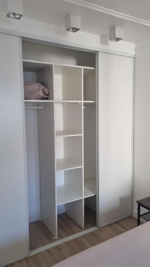 Appartement Luxueux Dans Maison Bourgeoise Parisienne Λεβαλουά Περέ Εξωτερικό φωτογραφία
