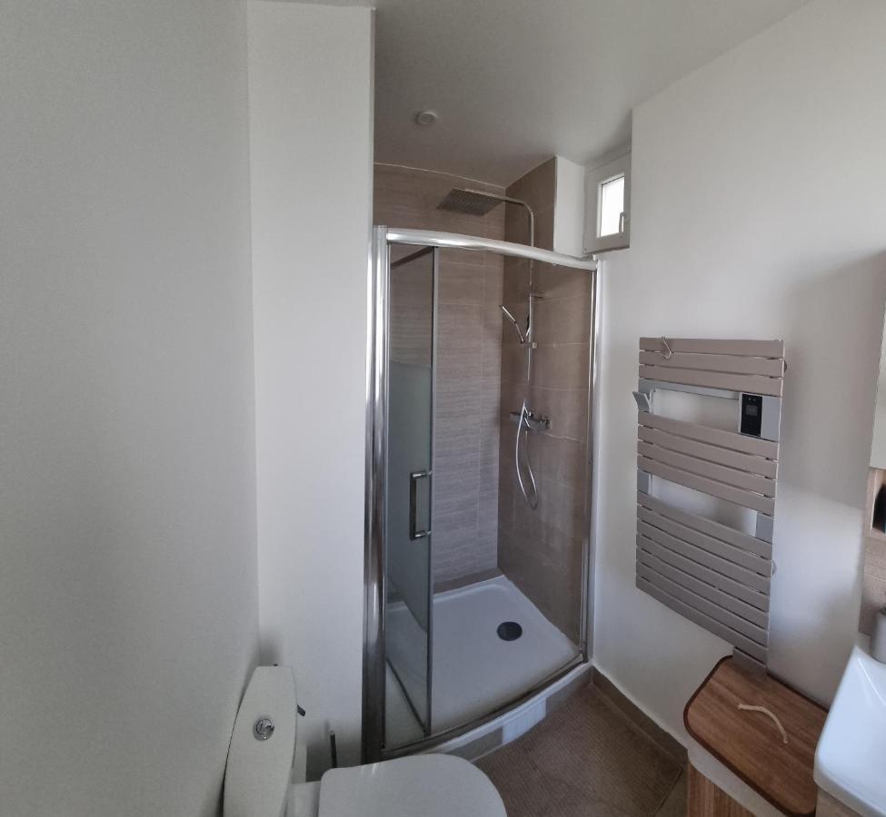 Appartement Luxueux Dans Maison Bourgeoise Parisienne Λεβαλουά Περέ Εξωτερικό φωτογραφία