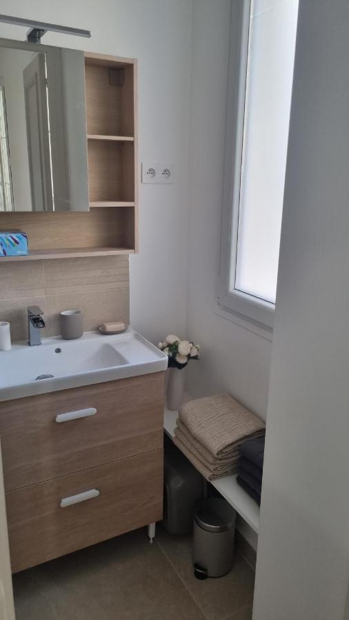 Appartement Luxueux Dans Maison Bourgeoise Parisienne Λεβαλουά Περέ Εξωτερικό φωτογραφία